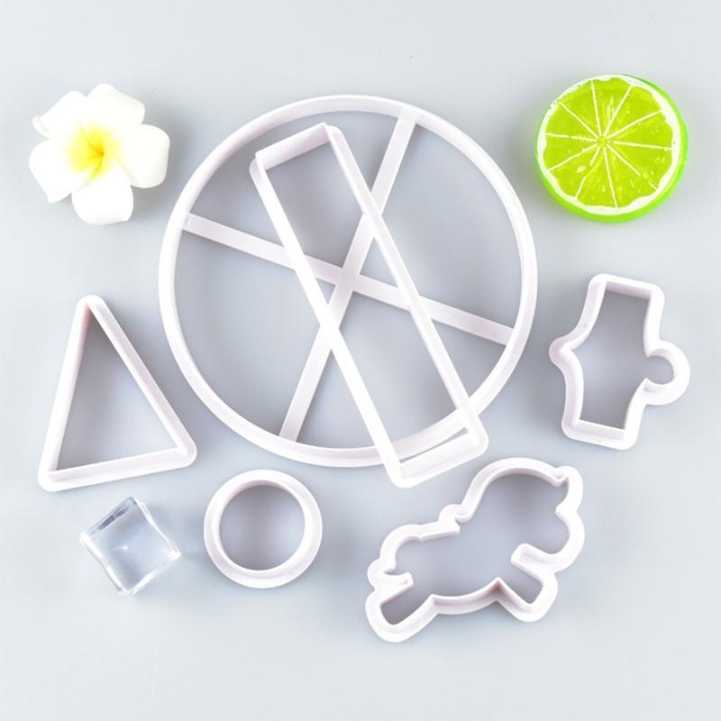 Cartoon Cake Bakeware Mold Baking Supplies Cute Carousel Shape Household