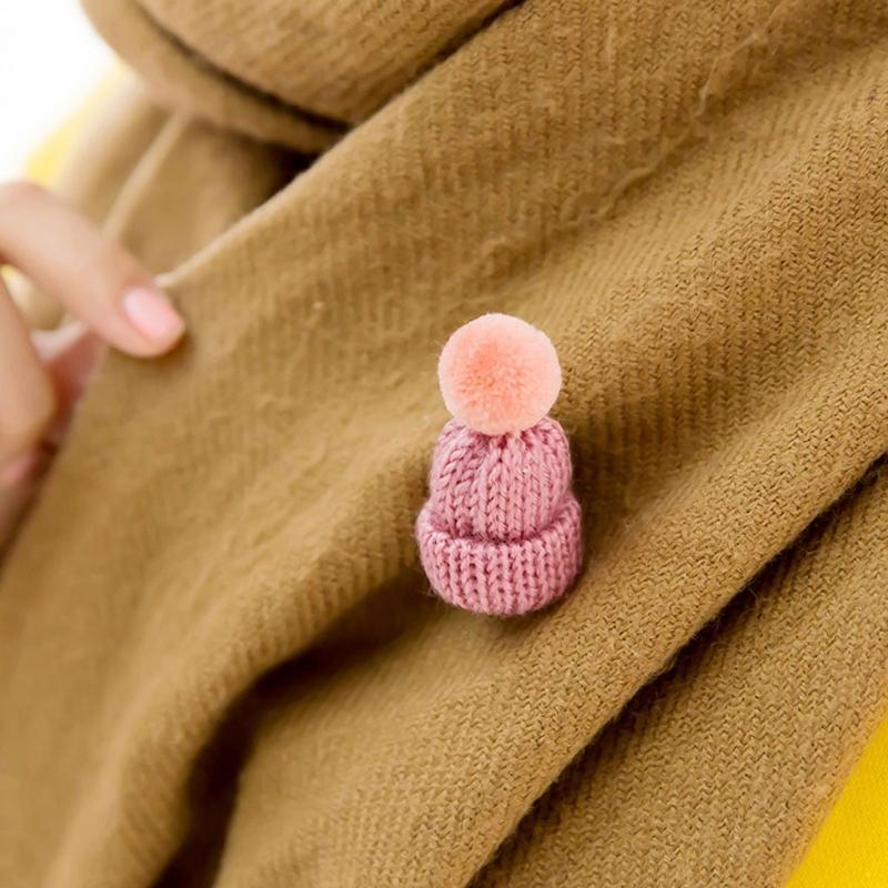 100 Pcs Handmade Mini Finger Hat Pom Pom Hat Jewelry Christmas Knit Hat Crafts