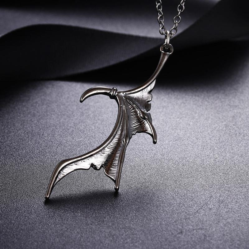 2 Pcs/Set Exquisite Bat Wing Heart Pendant Couple Necklace Jewelry Charms Decor