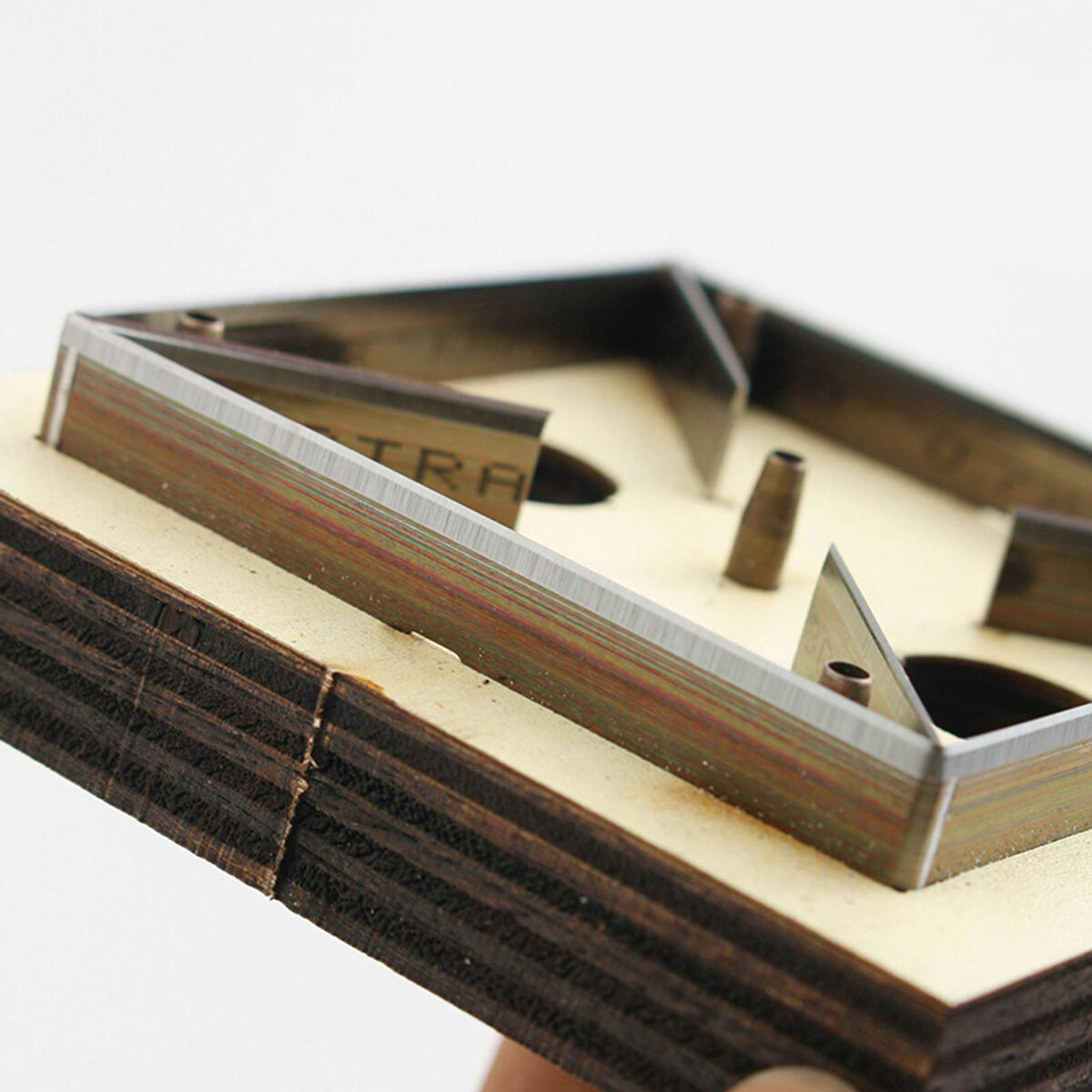 Blade Rule Die Cut Steel Punch Door Windmill Cutting Mold Wood for Leather