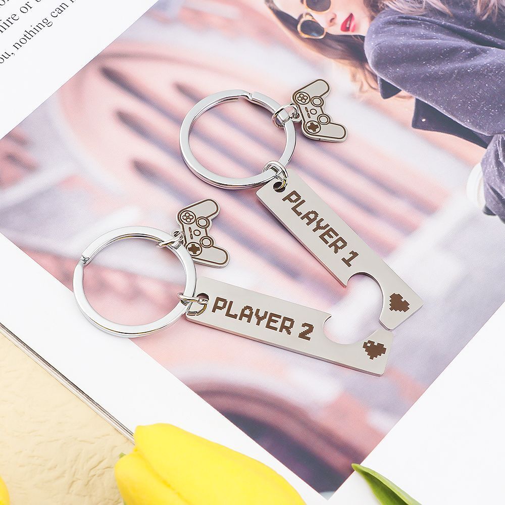 1 Player 2 Couples Anniversary Gifts Gamer Gifts Key Ring Key Chains Key Buckle