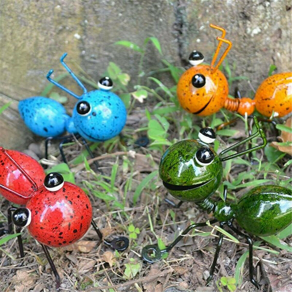 4PCS Garden Art Metal Sculpture Ant Ornament Cute Insect Art Garden Lawn Decor