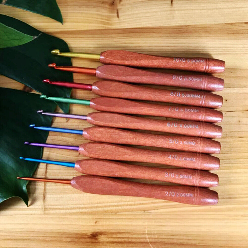 Wooden Handle Colorful Crochet Needle Knitting Sweater DIY Crochet Hook (A)