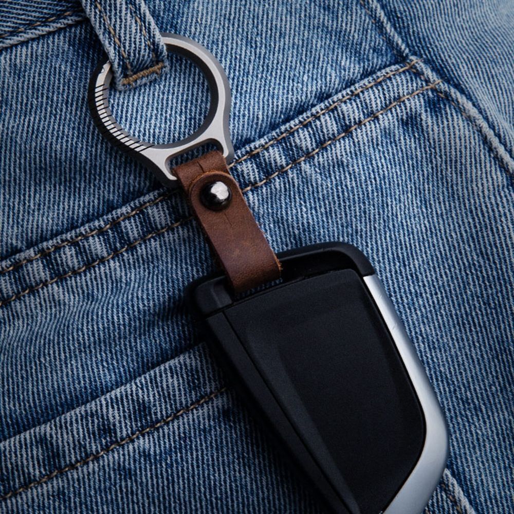 Alloy Key Rings Man Car Keychain Male Creativity Gift Keychains Buckle Pendant