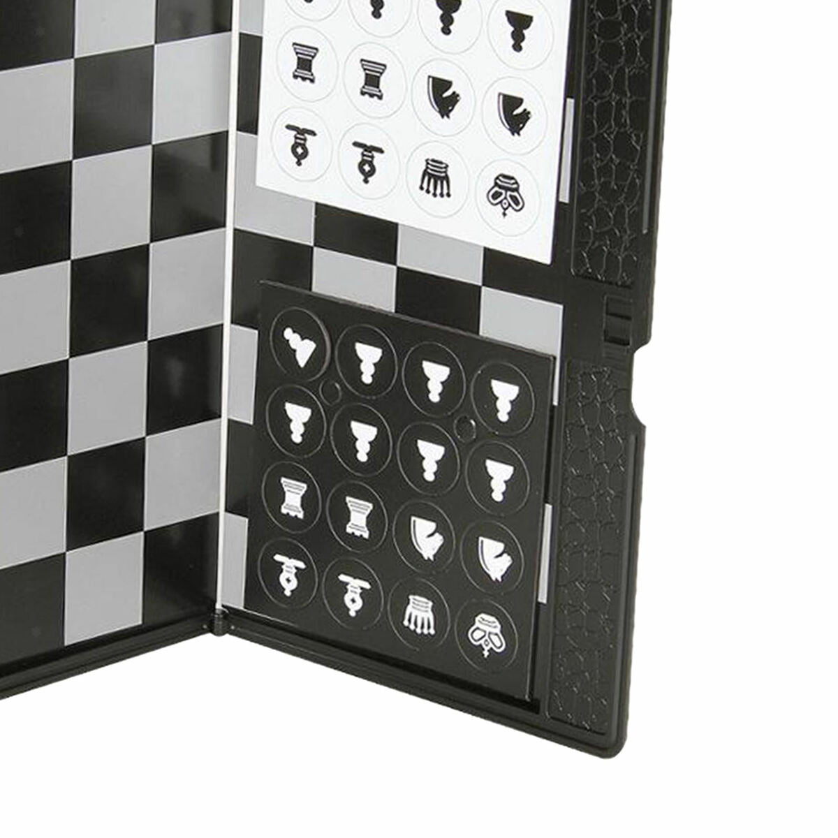 Foldable Mini Size Magnetic Chess Set  Pocket Chess Family Game