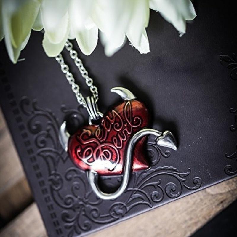 Gothic Pendant Heart Shaped Charm Pendants Christmas Valentine DIY Gifts