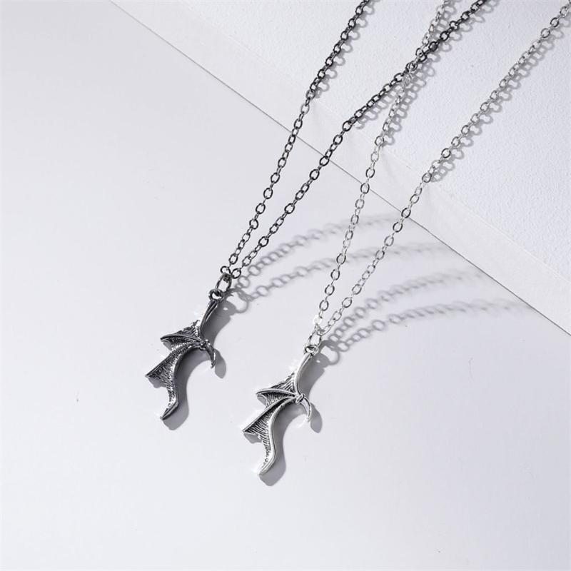 2 Pcs/Set Exquisite Bat Wing Heart Pendant Couple Necklace Jewelry Charms Decor