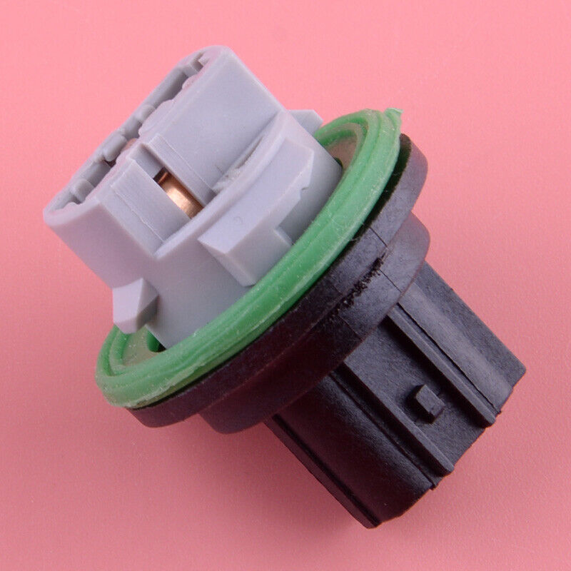 Fit For Dodge Dart 13-16 68186725AB Front Park Turn Signal Light Lamp Socket A2