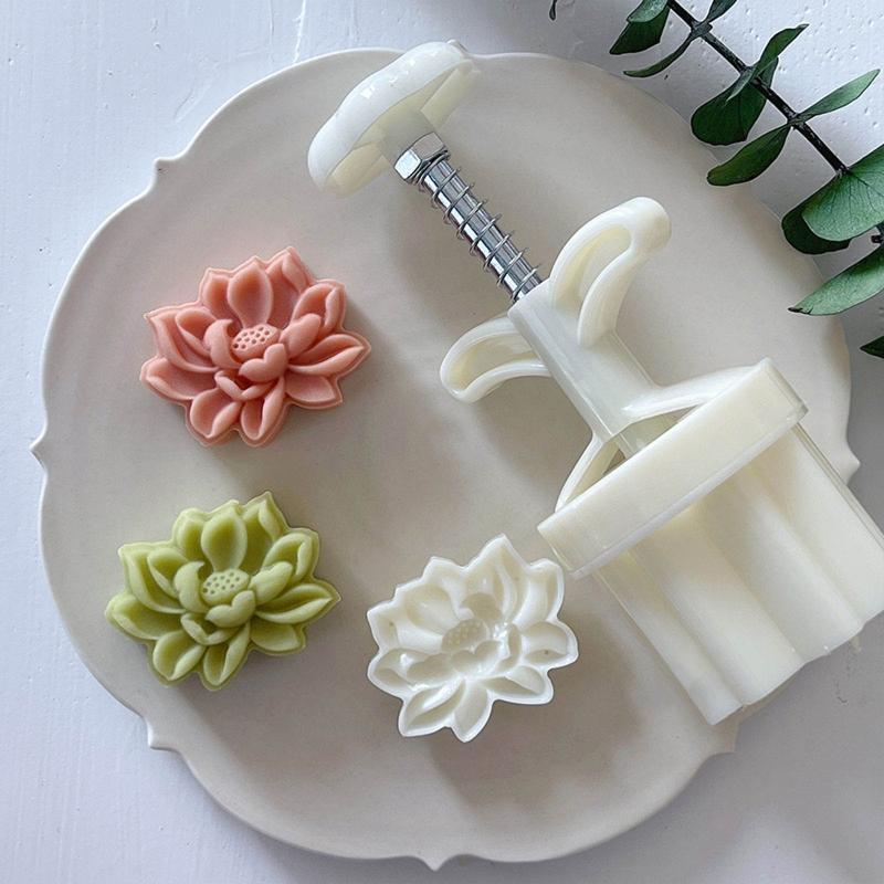 30g Moon Cake Mold Cartoon Lotus Shaped DIY Baking Molds for Mid-Autumn Festival