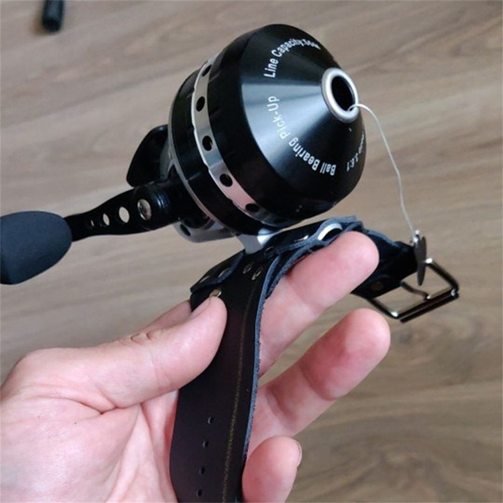 Strap Wrist Band Fish Catapult Fishing Reel Holder Slingshot Shooting