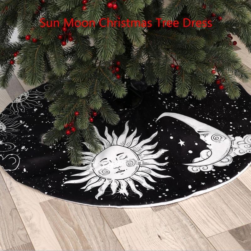 Sun Moon Christmas Tree Skirt Black White Floor Mat Carpet Ornament