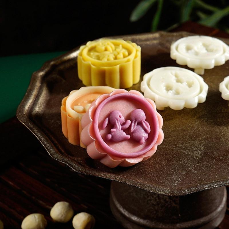 25g Plastic Mooncake Stamp Cute Rabbit Shape Mooncake Mold DIY Hand Press Moulds