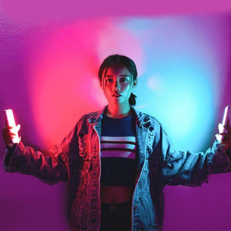 Handheld Photography Fill Light Bi-Color Dimmable Lighting Fill Lamp 3500K-5600K