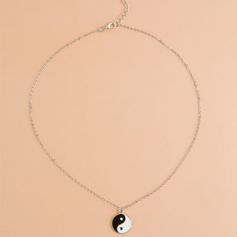 European and American Chinese Style Tai Chi Yin Yang Bagua Card Necklace Gift