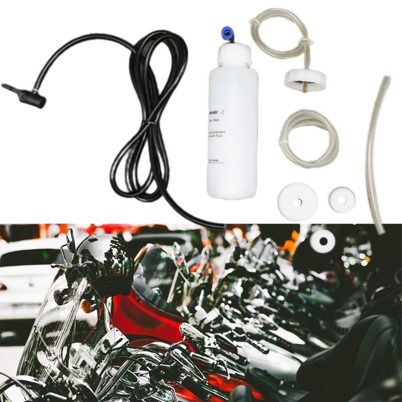 Pneumatic Fluid Extractor for Replacement of Automotive Brake Fluid Oil Pump