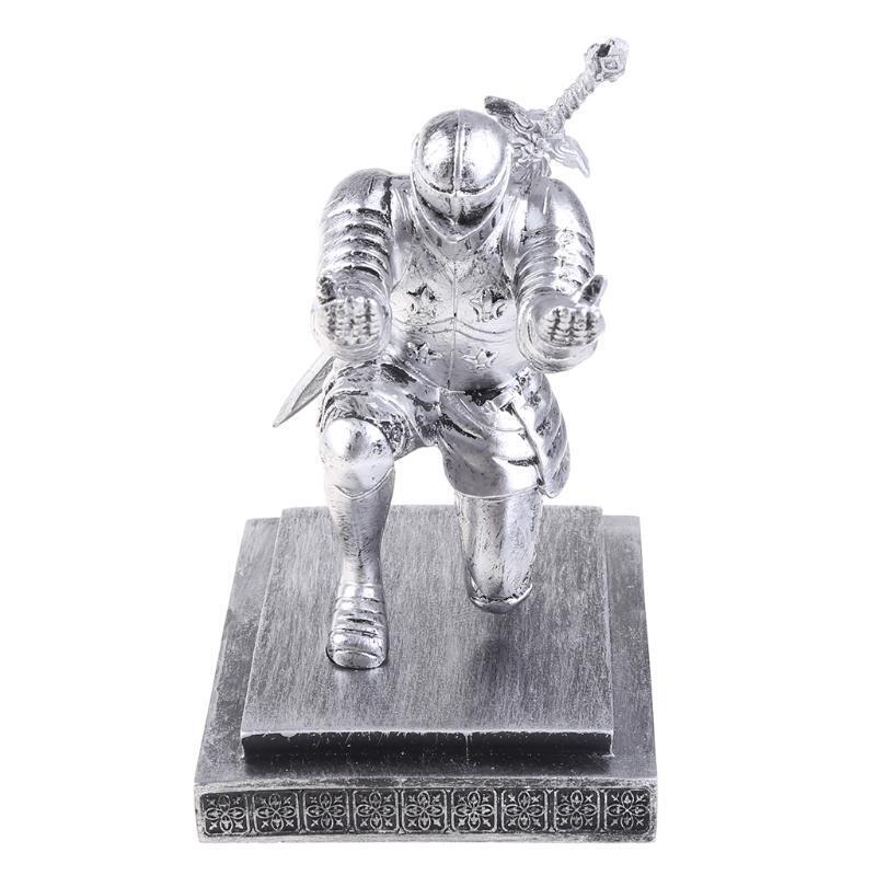 Excellent Knight-shaped Pen Holder Unique Knight-shaped Design Desk Decorations