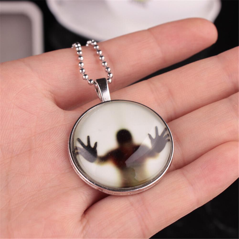 Fashion Women Men Luminous Halloween Pattern Pendant Chain Necklace (A)