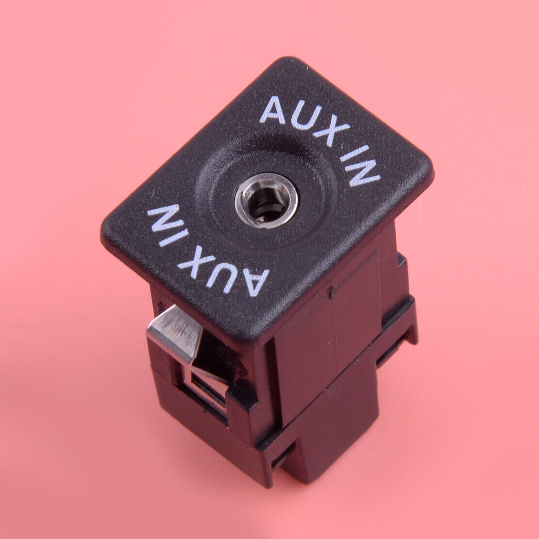 Car AUX IN Jack Switch Socket fit for VW Jetta Golf Passat Tiguan Polo Sharan T5