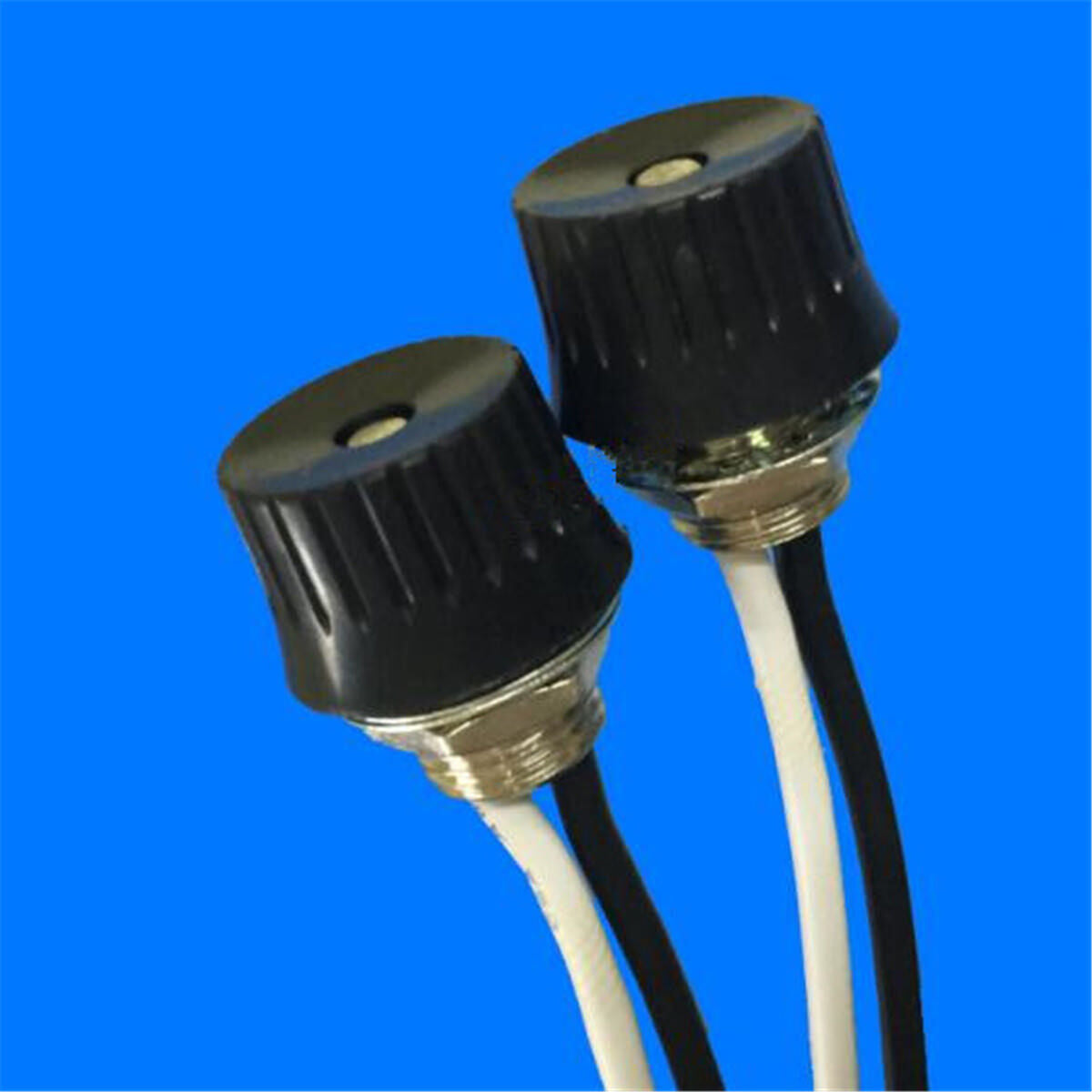 1pcs Rotary Style On/Off Canopy Switches 3/1 amps at 125/250 Black