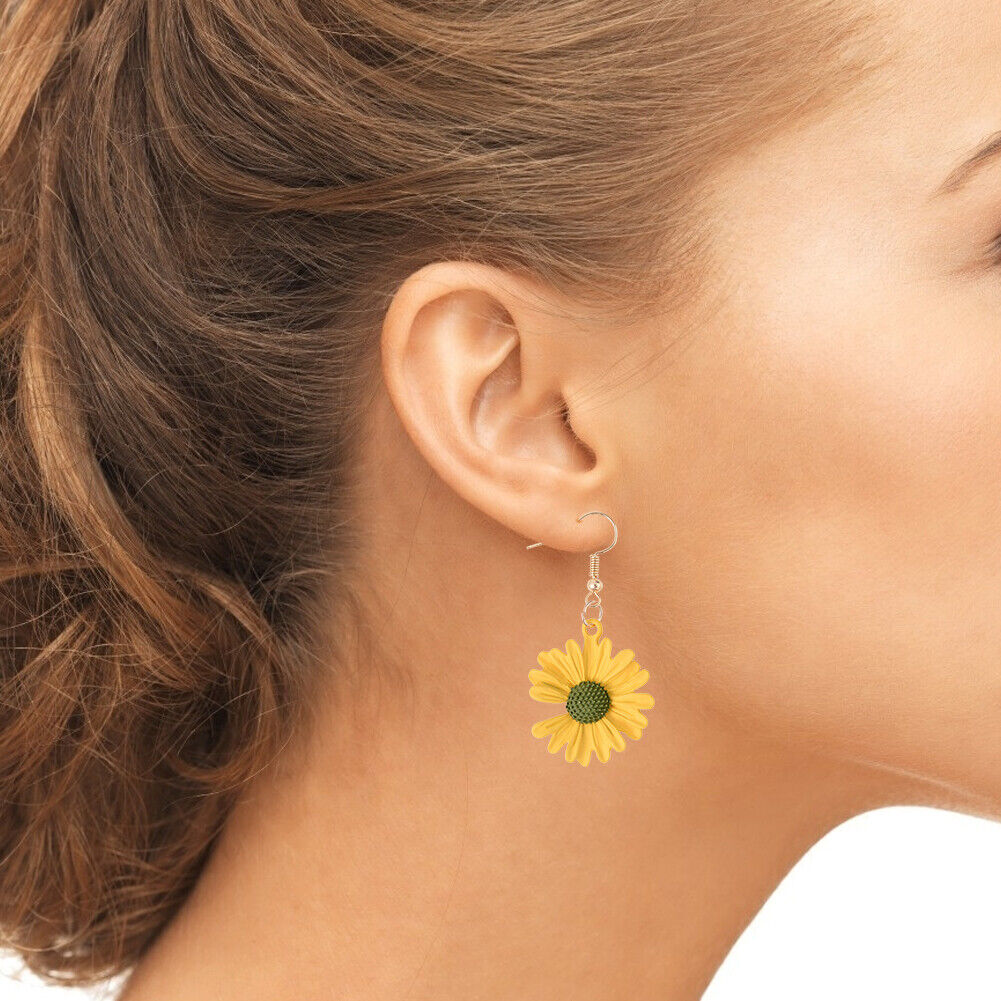 Korean Daisy Hook Dangle Earrings Women Sweet Flower Ear Jewelry (Yellow)