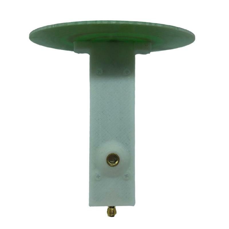 Ultra-wideband Deepace R104 Circularly Polarized Antenna with Bracket