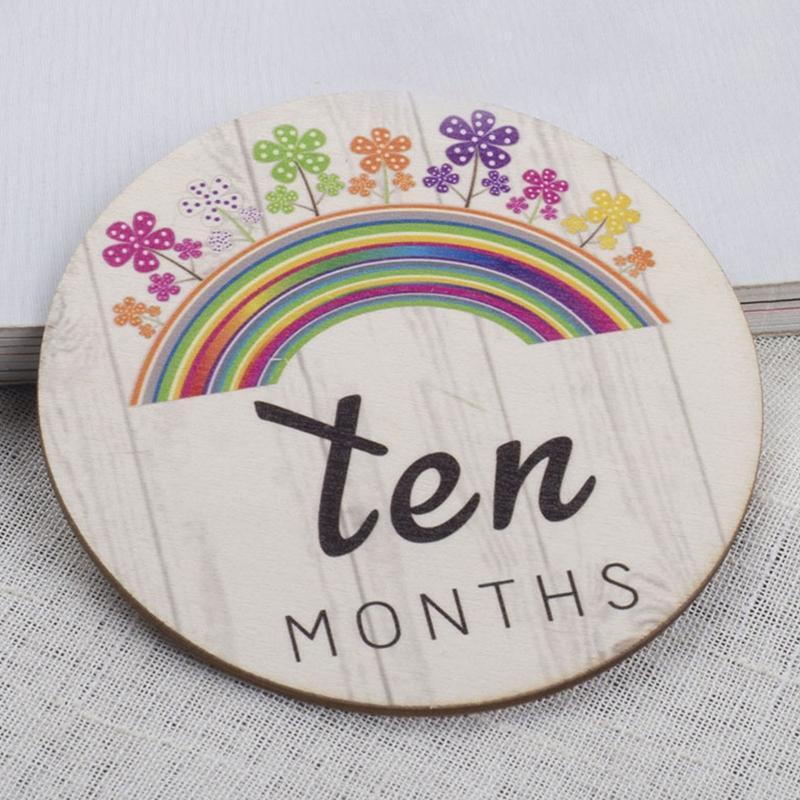 Wooden Baby Milestone Cards 14pcs/set Colorful Painted Carved Card