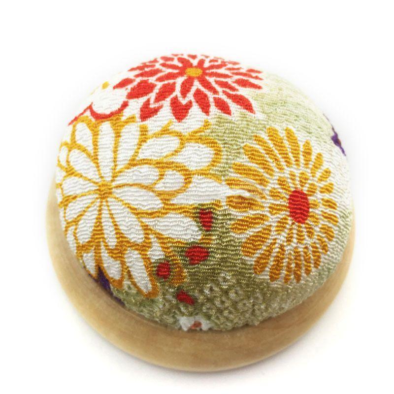 Round Needle Pin Cushion with Wooden Base Pincushion Needles Collect Holder