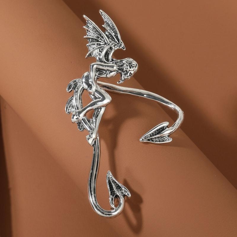 8Pieces Elf Ear Cuffs Clip on Earrings Wing Filigree Elven Earrings for Women