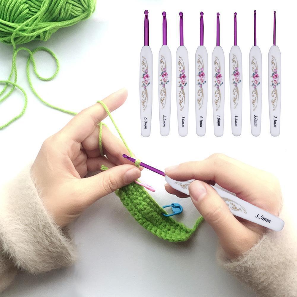 8pcs Plastic Handle Aluminium Crochet Hooks Sweater Knitting Needles Set