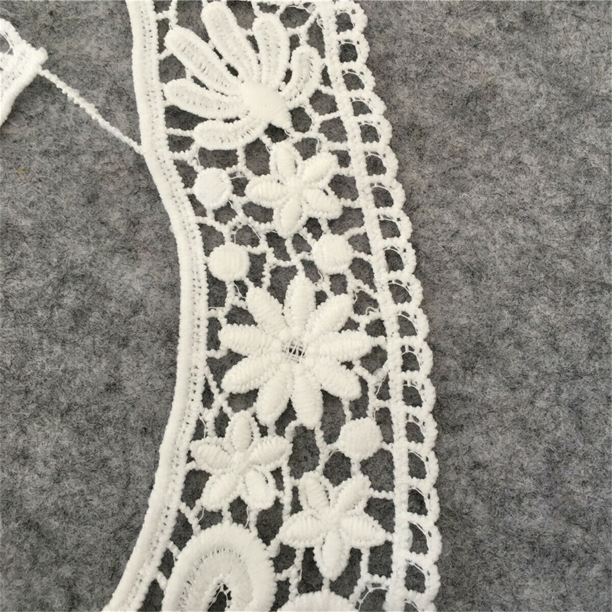 1 Pair Embroidered Lace Collar Neckline Trim Sewing Applique Patch Fabric DIY