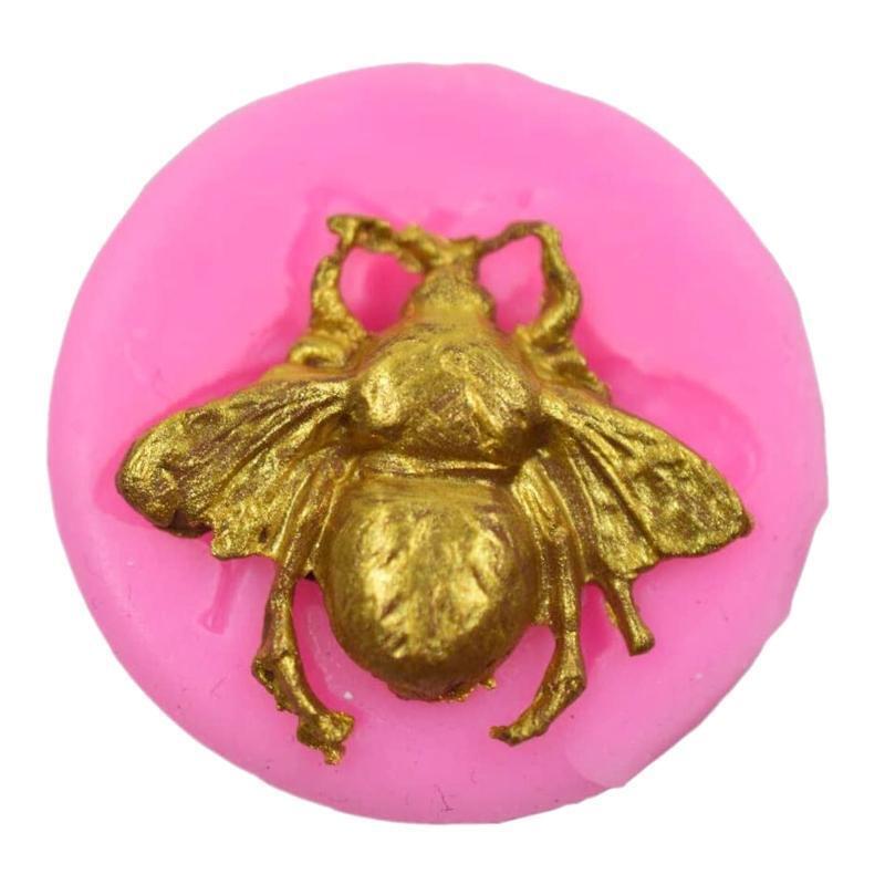 Cake Mold Cupcake Pan Silicone Material Chocolate Mold Baking Tool Hornets Shape