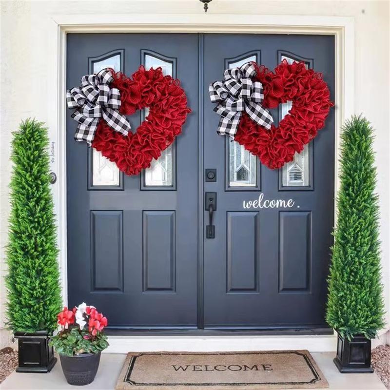 Valentine's Day Red Heart Wreath Black White Plaid Bowknot Hanging Garland