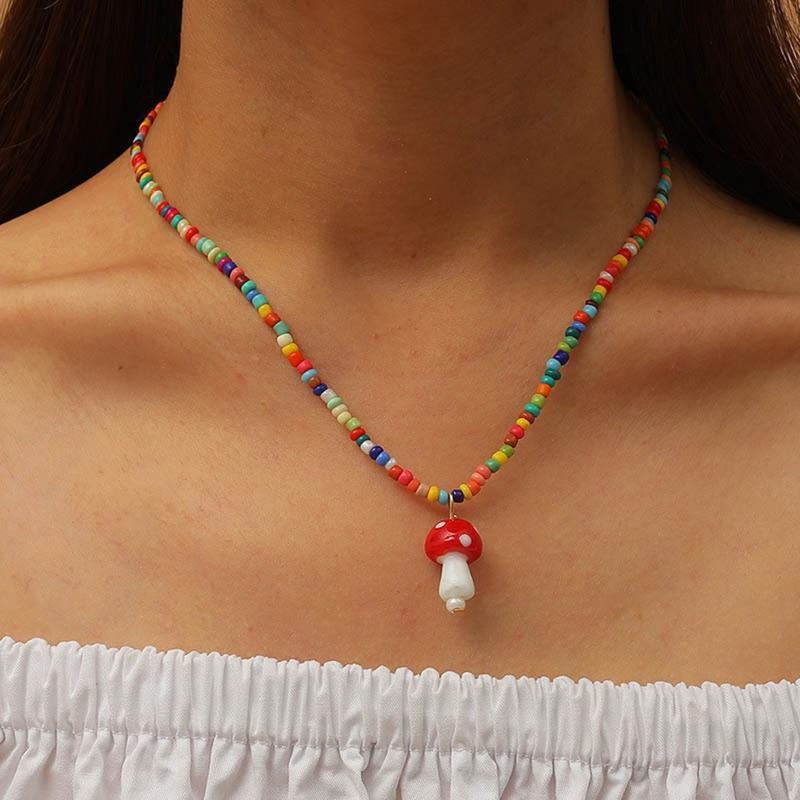 Handmade Beaded Chain Mushroom Pendant Necklace for Women Stylish Choker