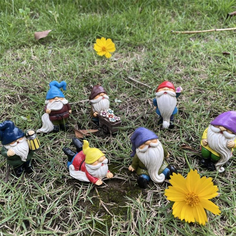 7 Pcs Christmas Dwarf Gnome Garden Statue Ornament Cute Courtyard Sculpture