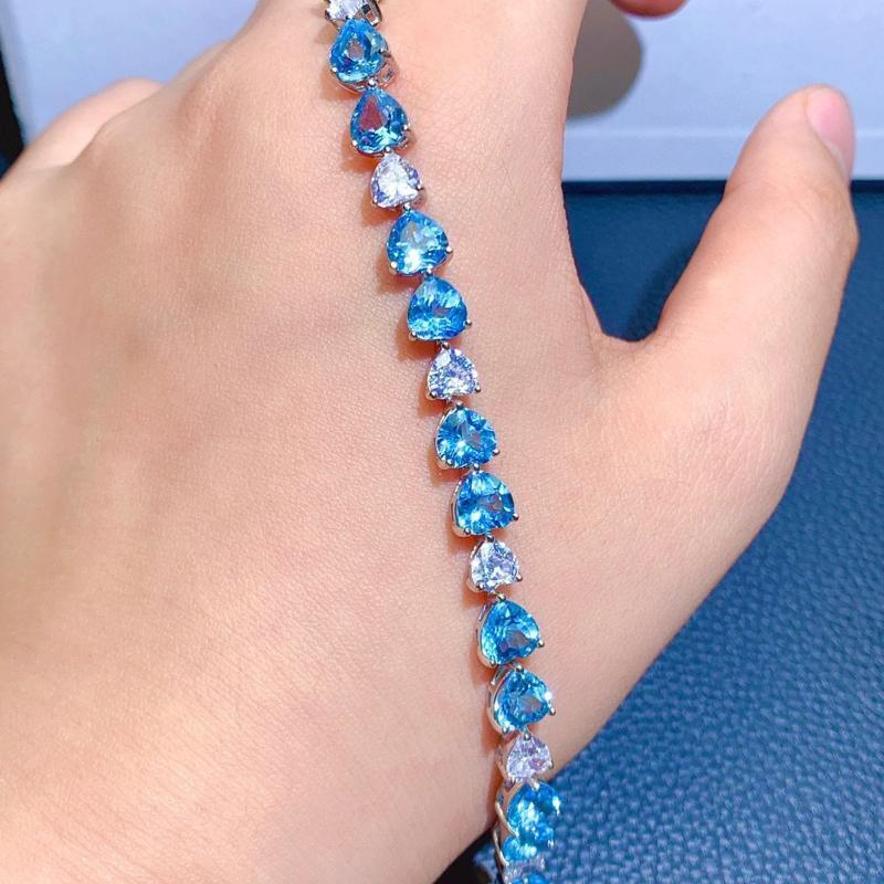 Imitation Natural Swiss Blue Topaz Bracelet Luxurious Heart Bracelet Jewelry