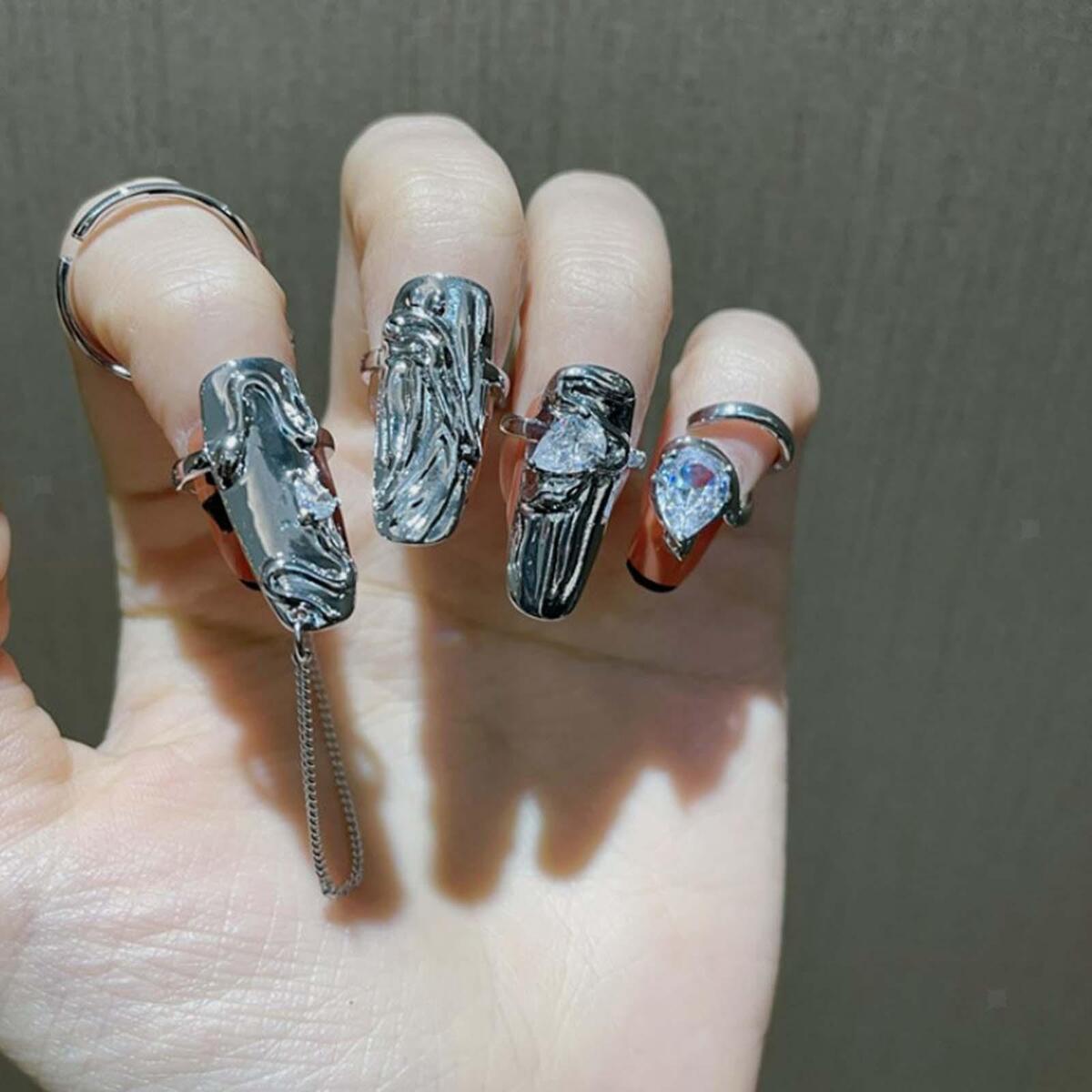 4 Pieces Fashion Fingernails Ring Nail Art Charms Rhinestone for Party