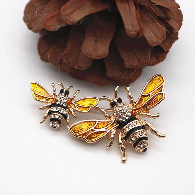 Delicate Sweater Collar Dresses Bee Brooch Bee Diamond Insect Pin for Women Girl
