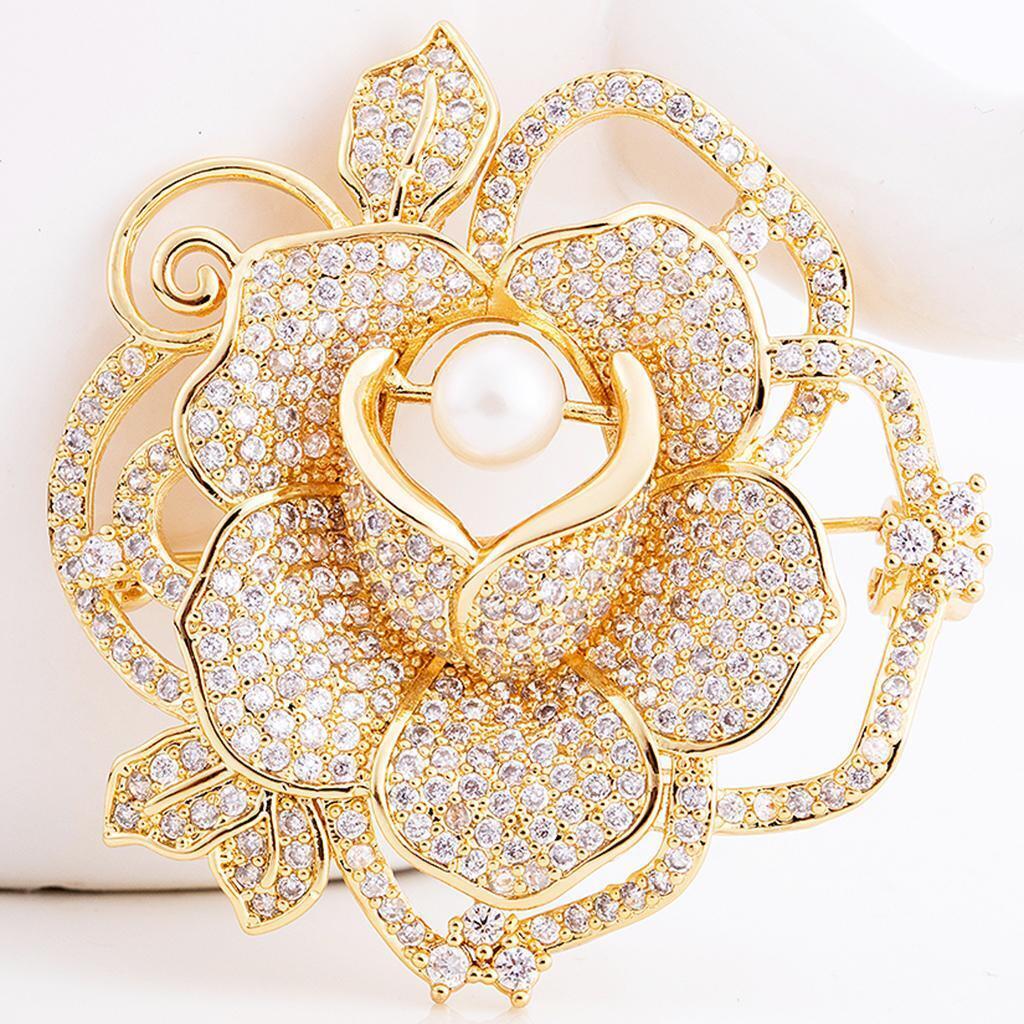 Shining Zircon Crystal Freshwater  Brooch Pin Clothing Accessory