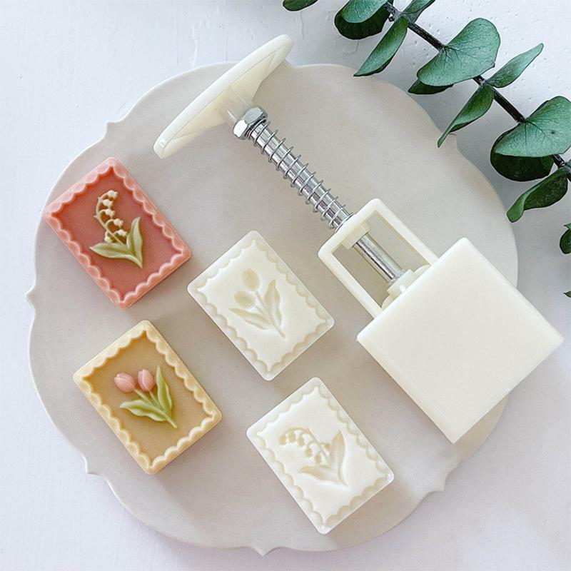 30g Cute Flower Shape Pastry Moulds Mooncake Molds Mooncake Mould Baking Gadgets