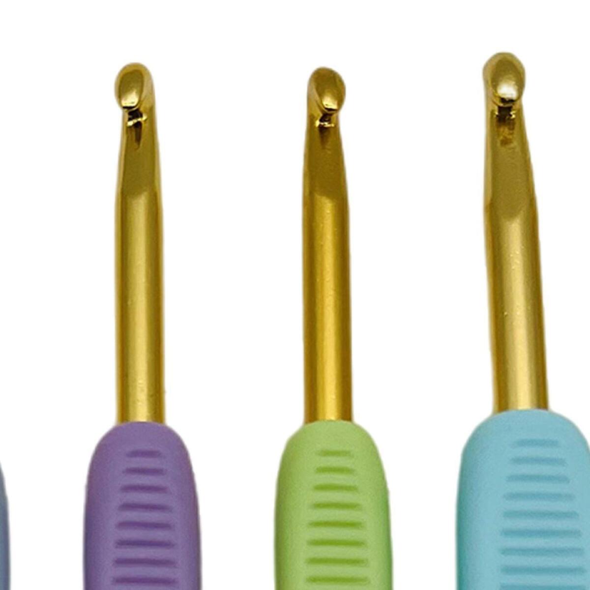 7x Metal Needles Crochet Hooks Set With Case Yarn Craft Kit Multicolor