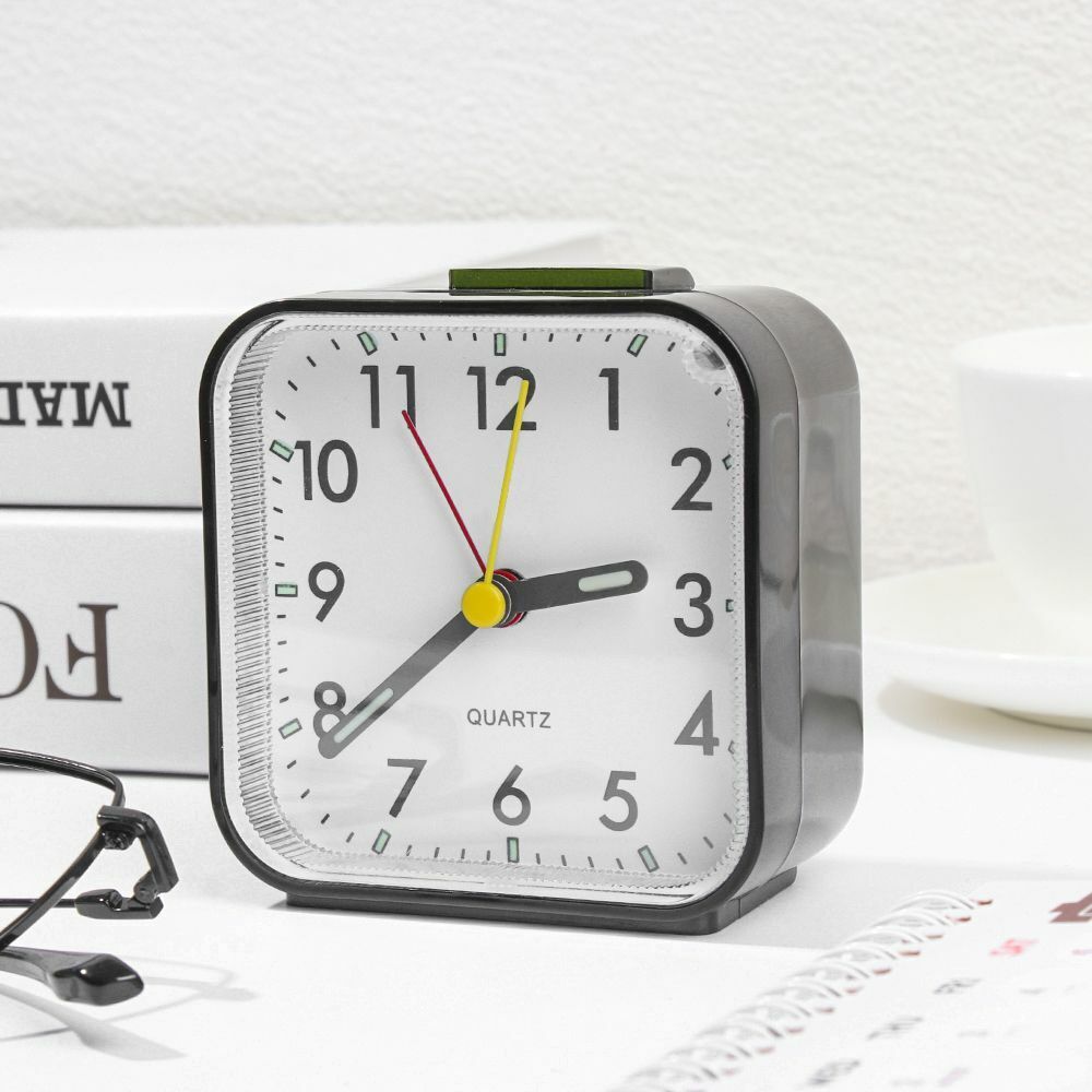 Tick Quartz Battery Operated Alarm Clock Home Decor Number Clock Bedside Clocks