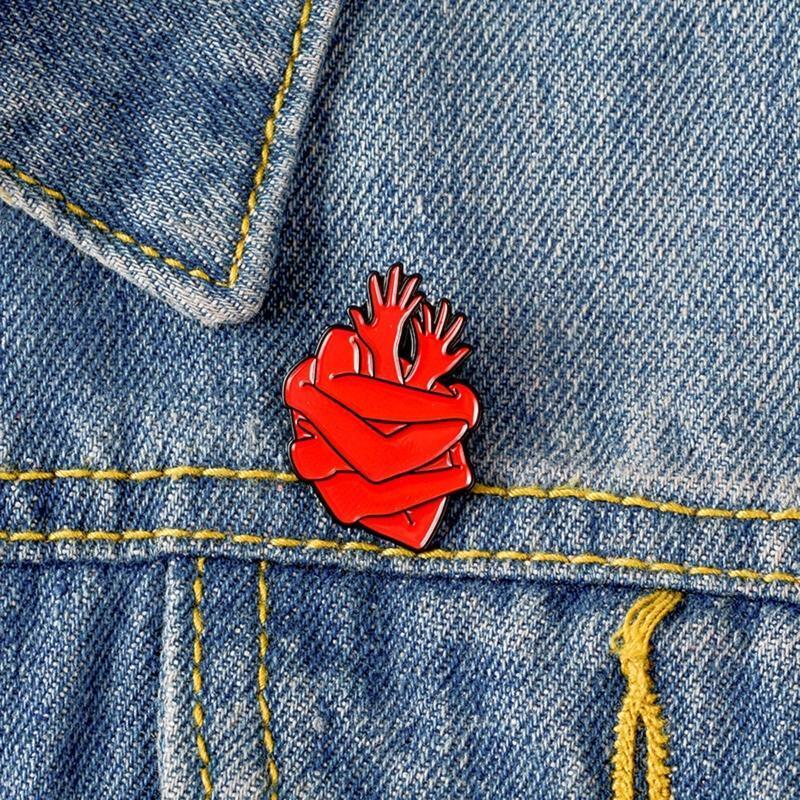 Creative Aloy Brooch Pin Embrace Heart with Both Hands Brooch Cute Lapel Pin