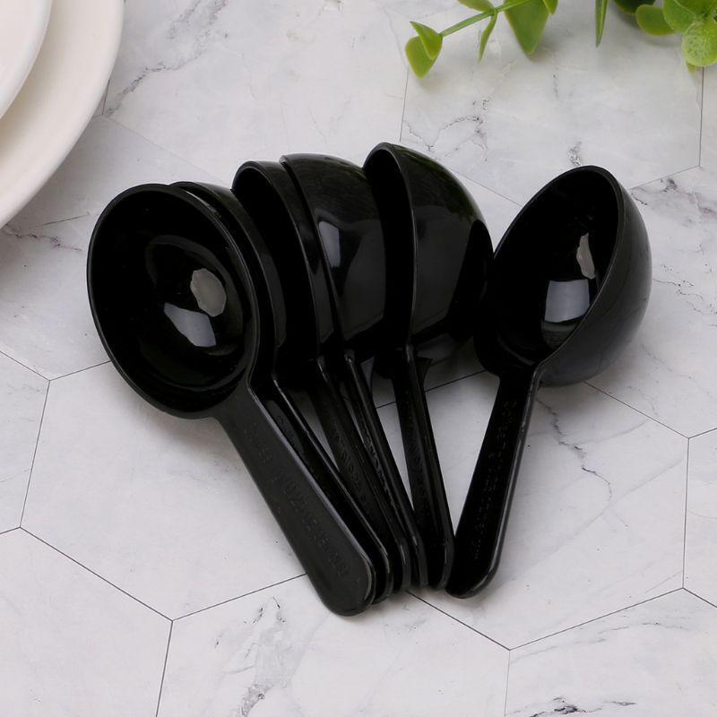 Plastic Food Spoon Pour and Put  Convenient Nutrition Food Making Supplies