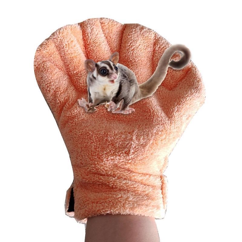 Anti-Bite Gloves for Bonding Sleeping to Better Your Relationship with Your Pet