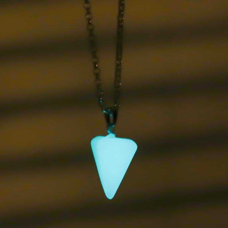 Tapered Natural Stone Hexagonal Column Pendant Necklace with Card Gift Jewelry