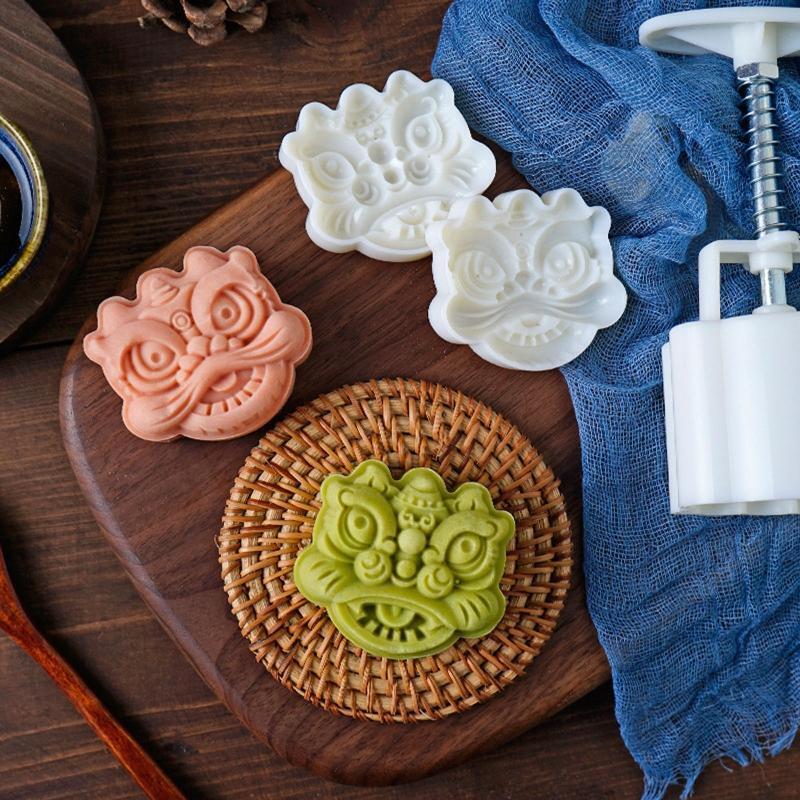 75g Mooncake Molds Lion Shaped Stamps Moon Cakes Moulds Baking Mooncakes Gadgets