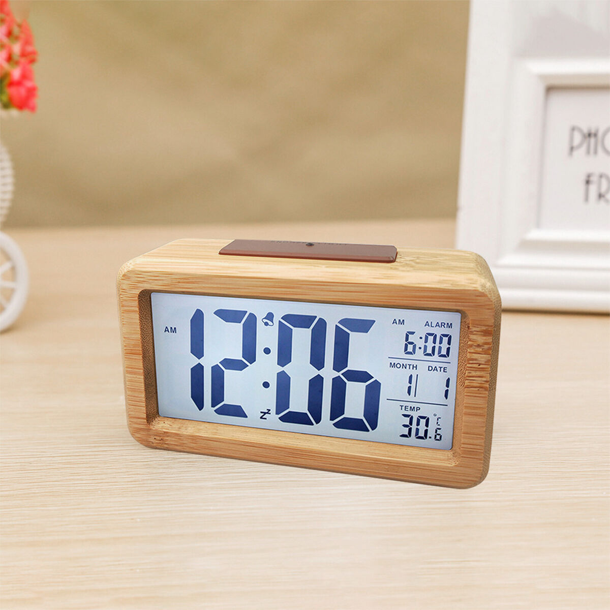 Digital Alarm Clock, Wooden Time Display Battery Operated Electronic Clocks