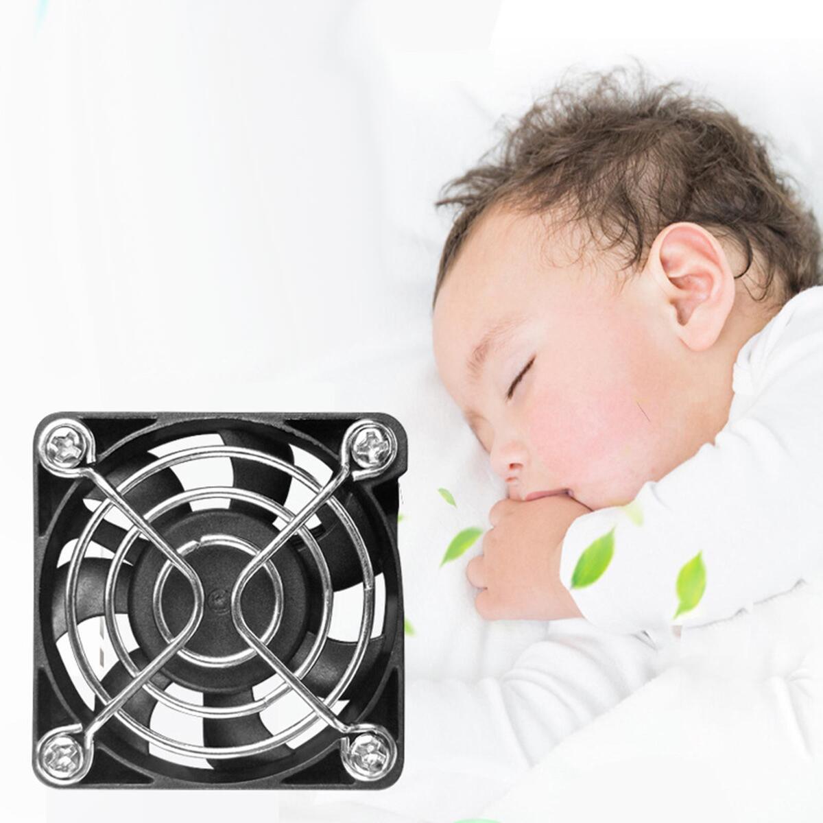 Portable Phone Cooling Fan Cooler Mini Mute Rechargeable Cellphone Radiator for