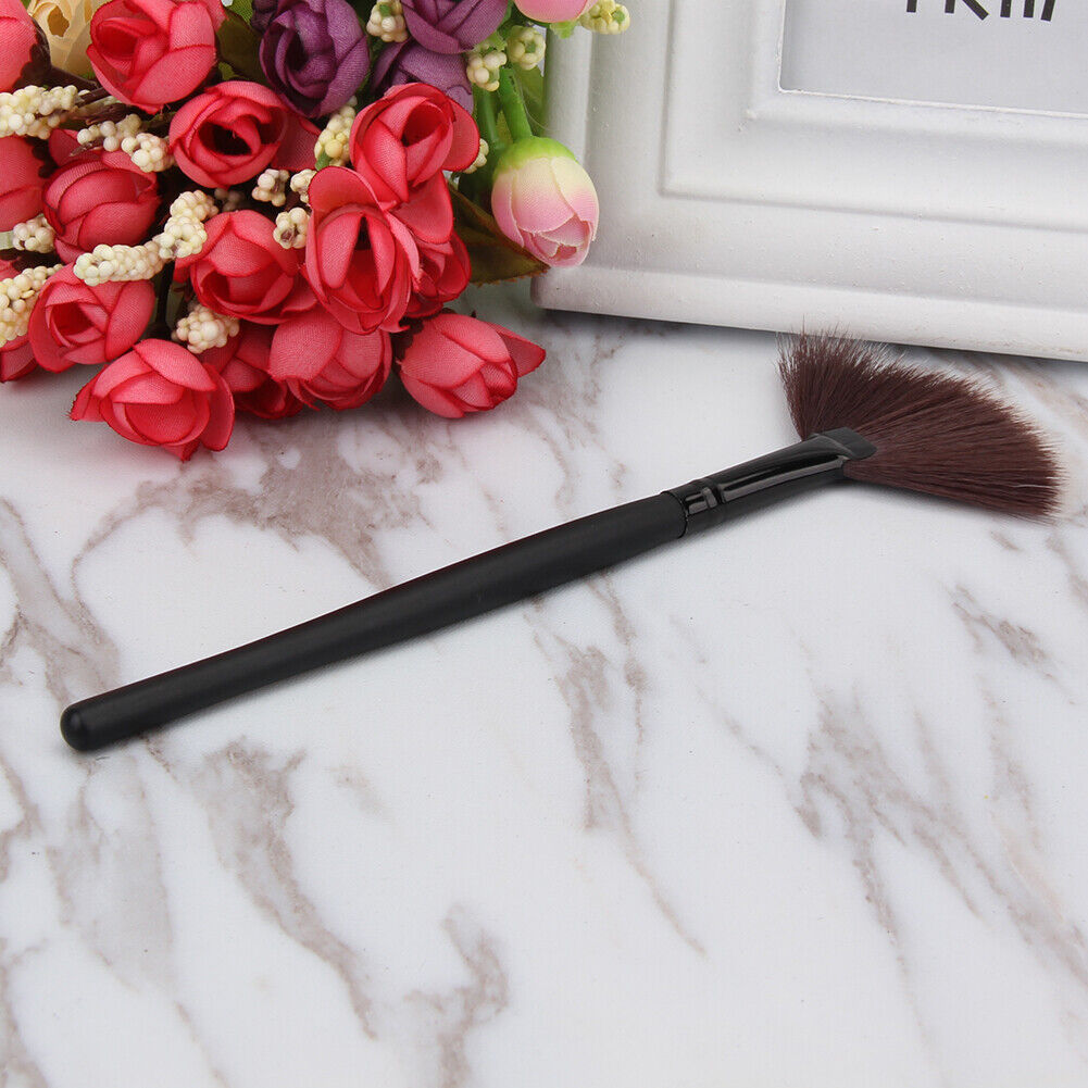Fashion Fan Shape Makeup Brush Cosmetic Face Powder Foundation Brush Tool