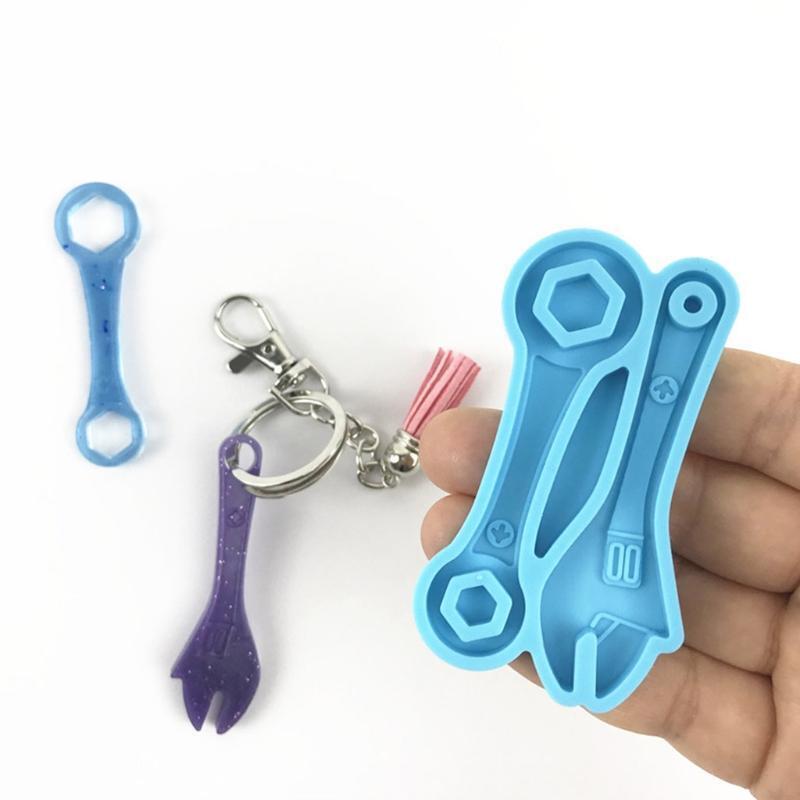 Handicrafts Jewelry DIY Mold Glossy Spanner Keychain Decoration Casting Mold